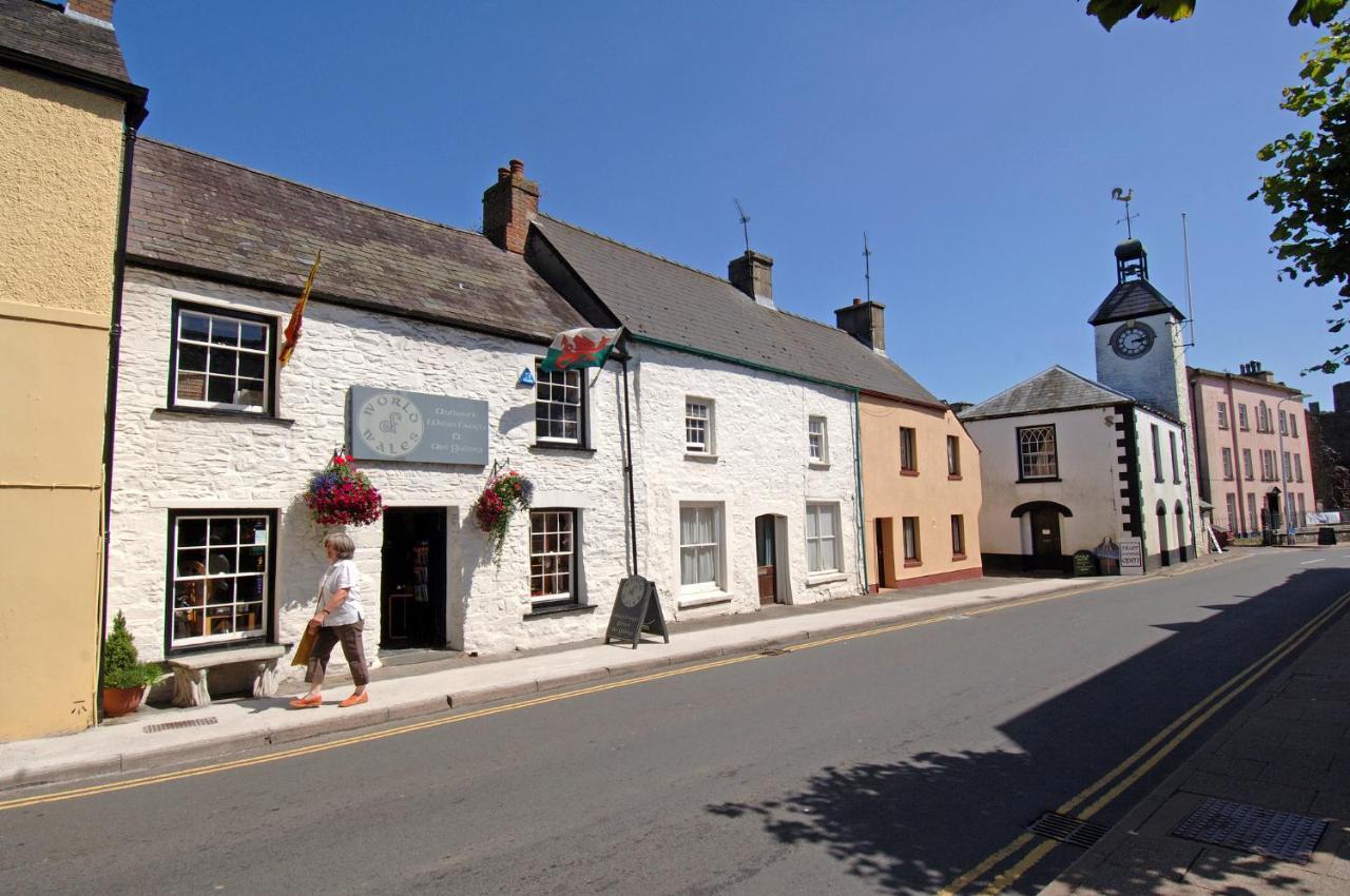 Min Yr Afon- Central Cosy Cottage, Walk To Restaurants And Castle Laugharne Exterior photo